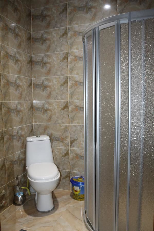 Отели типа «постель и завтрак» Roof Inn Батуми-30