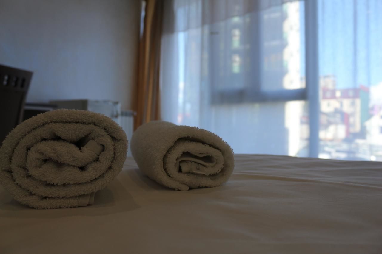 Отели типа «постель и завтрак» Roof Inn Батуми-45