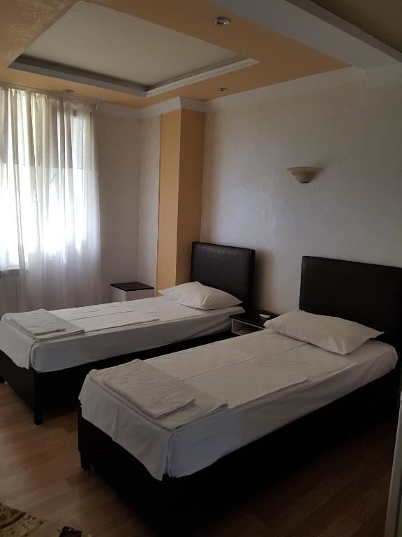 Отели типа «постель и завтрак» Roof Inn Батуми-61