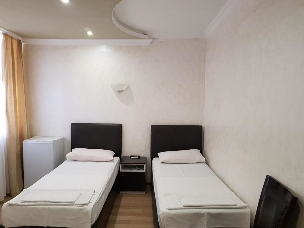 Отели типа «постель и завтрак» Roof Inn Батуми-68