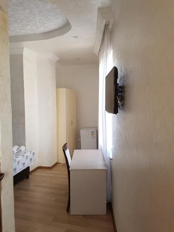 Отели типа «постель и завтрак» Roof Inn Батуми-73