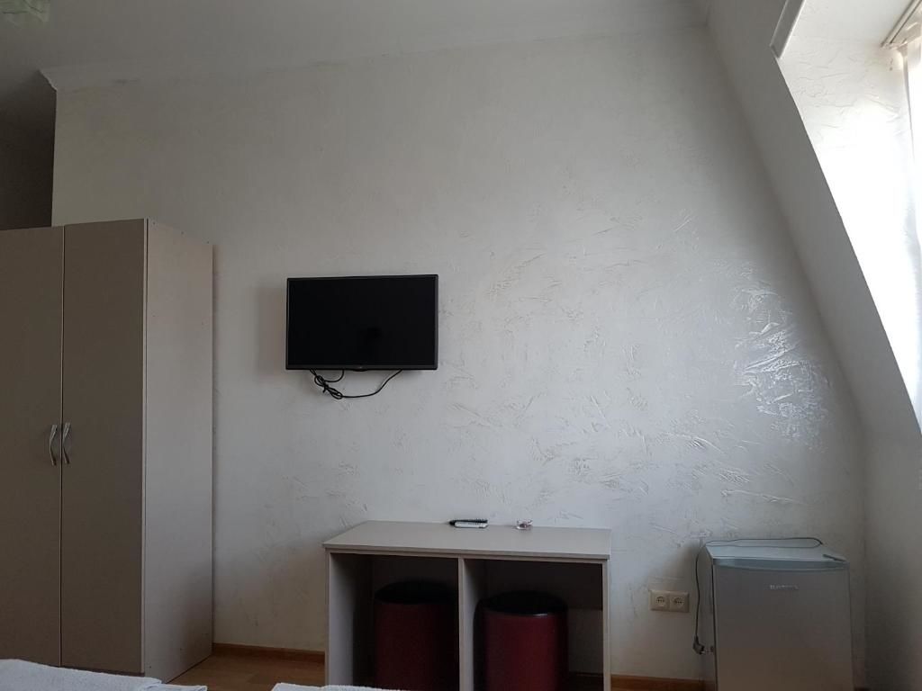Отели типа «постель и завтрак» Roof Inn Батуми-81