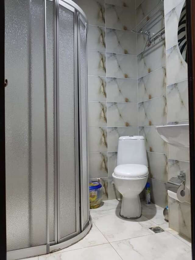 Отели типа «постель и завтрак» Roof Inn Батуми-89